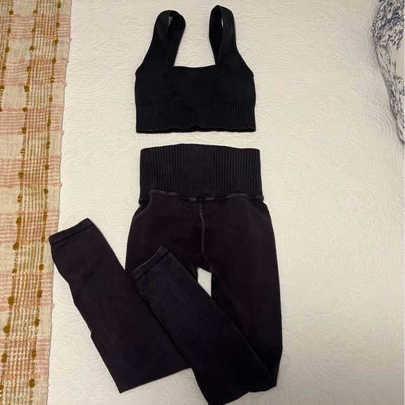 FP Movement Good Karma Set - Picture 6 of 13